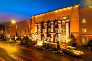 Отель Grand Tien Shan Hotel Алматы-1