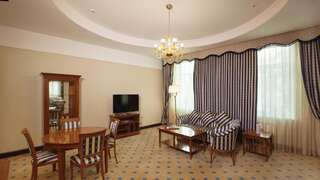 Отель Grand Tien Shan Hotel Алматы Люкс-3